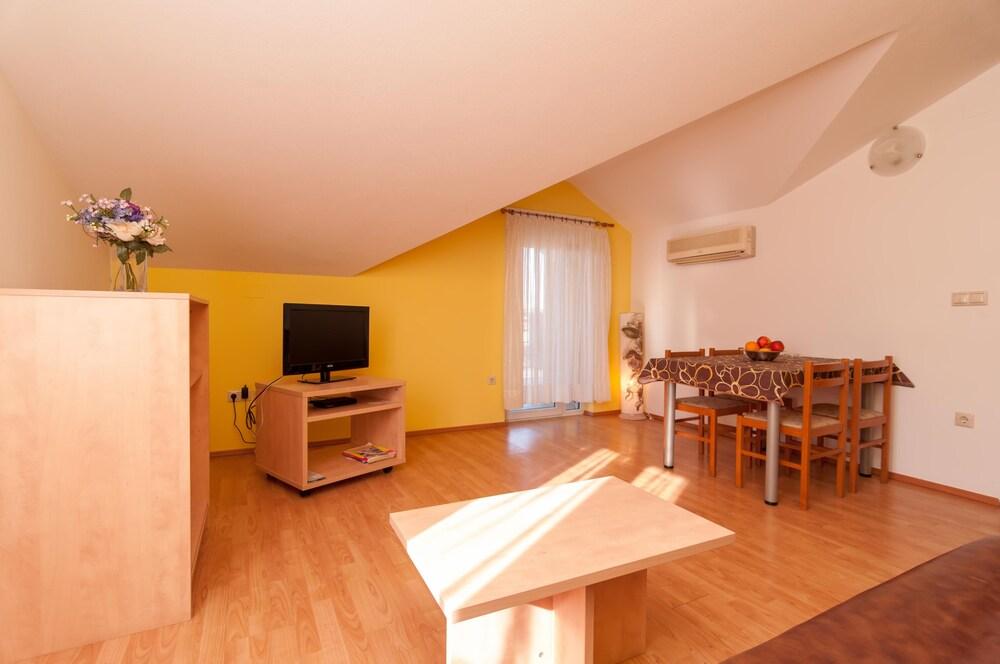 Guesthouse Villa Irena Ζαντάρ Εξωτερικό φωτογραφία